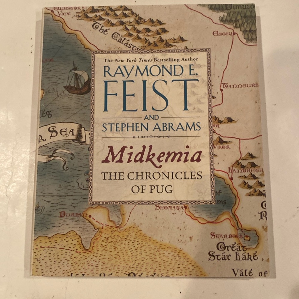 NWOT “Midkemia, The Chronicles of Pug,”